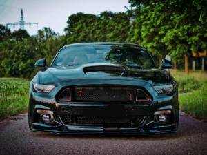 Ford Mustang GT von Velocity Das BLACK7 Projekt