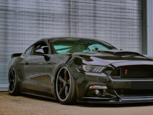 Ford Mustang GT von Velocity Das BLACK7 Projekt