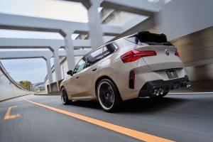 3DDesign BMW G45 X3 M Sportpaket Tuning Carbon Karosserieteile Felgen Abgas-Endrohre Innenraum-Veredelung SUV Japan