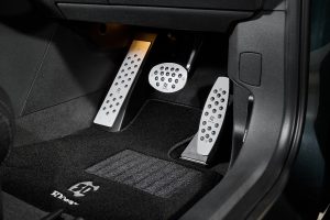 3DDesign Japan Tuning MINI John Cooper Works Countryman U25 Bodykit Karosserieteile Carbon Felgen Abgasanlage Gewindefedern Innenraum Pedalerie JCW