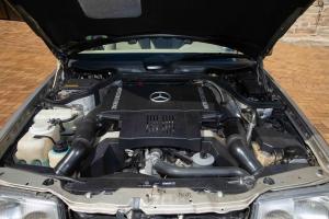 Mercedes-Benz W124 500 E