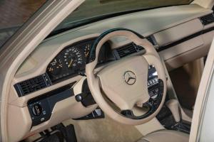 Mercedes-Benz W124 500 E