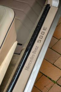 Mercedes-Benz W124 500 E