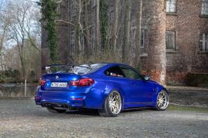 BMW F82 M4 JM Cardesign / Lack Mau