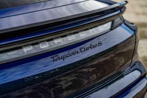 Porsche Taycan Turbo S von Prior-Design /M&D Exclusive Cardesign
