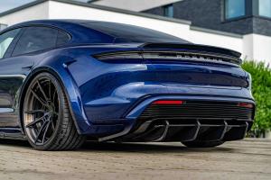 Porsche Taycan Turbo S von Prior-Design /M&D Exclusive Cardesign