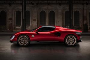 Alfa Romeo 33 Stradale Mittelmotor-Sportwagen limitiertes Sondermodell
