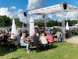 1. American Drivestyle Show 2025 Trabbrennbahn Dinslaken US-Cars Treffen Event