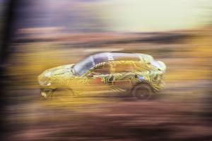 Aston Martin DBX 2019 Neuheit SUV Prototyp Erlkönig Testfahrt