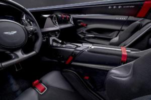 Aston Martin V12 Speedster limitiertes Sondermodell Q by Aston Martin