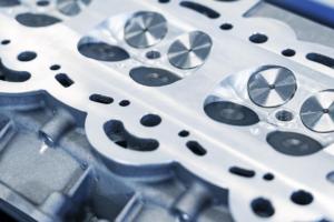 Aston Martin neuer V6-Motor Eigenentwicklung Elektrifizierung Hybrid Valhalla Mittelmotor