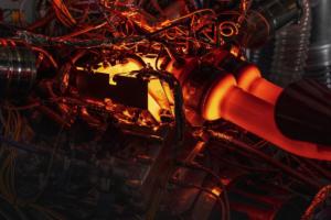 Aston Martin neuer V6-Motor Eigenentwicklung Elektrifizierung Hybrid Valhalla Mittelmotor