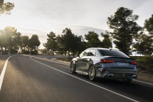Audi RS 3 competition limited Limousine limitiertes Sondermodell Neuheit 50 Jahre Fünfzylinder Carbon-Karosserieteile Felgen Fahrwerk Innenraum-Veredelung