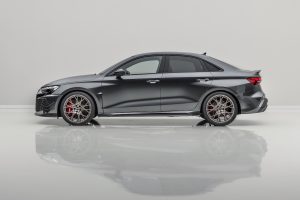 Audi RS 3 competition limited Limousine limitiertes Sondermodell Neuheit 50 Jahre Fünfzylinder Carbon-Karosserieteile Felgen Fahrwerk Innenraum-Veredelung