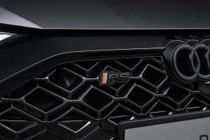 Audi RS 3 competition limited Limousine limitiertes Sondermodell Neuheit 50 Jahre Fünfzylinder Carbon-Karosserieteile Felgen Fahrwerk Innenraum-Veredelung