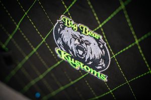 Audi TTS England Tuning Leistungssteigerung Abgasanlage Airride Luftfahrwerk Felgen Bremsen Carbon-Karosserie Innenraum-Veredelung Multimedia-Upgrade