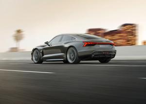 Audi e-tron GT concept Neuheit Studie Premiere LA Auto Show 2018 Messe