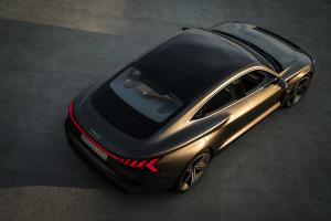 Audi e-tron GT concept Neuheit Studie Premiere LA Auto Show 2018 Messe