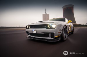 BBM Dodge Challenger Hellcat