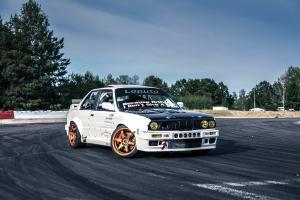 BMW E30 Driftcar Motor Getriebe Fahrwerk Felgen Bremsanlage Karosserie Innenraum Schweden