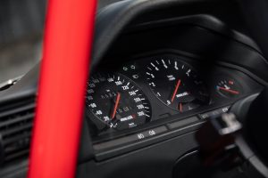 BMW E30 M3 Replika Tracktool Tuning Carbon Karosserieteile S54 Leistungssteigerung Gewindefahrwerk Felgen Bremsanlage Innenraum