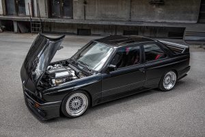 BMW E30 M3 Replika Tuning Karosserie-Umbau V8 Motor-Upgrade Felgen Fahrwerk Bremsen Innenausstattung