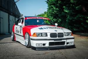 BMW E36 316i Coupé Tuning Airride Tieferlegung Felgen Bodykit Folierung Innenraum-Veredelung