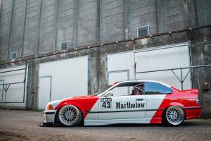 BMW E36 316i Coupé Tuning Airride Tieferlegung Felgen Bodykit Folierung Innenraum-Veredelung