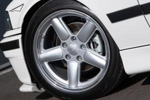 BMW E36 318is Limousine Tuning AC Schnitzer Motor-Optimierung Felgen Bodykit Innenraum-Veredelung Bremsen Gewindefahrwerk Soundanlage