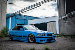 BMW E36 320i Coupé Tuning Bodykit Airride Luftfahrwerk Felgen Bremsanlage Innenraum-Veredelung Belgien