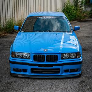 BMW E36 320i Coupé Tuning Bodykit Airride Luftfahrwerk Felgen Bremsanlage Innenraum-Veredelung Belgien