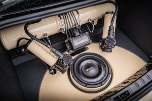 BMW E92 320i Tuning Bodykit Umbau Karosserieteile Airride Luftfahrwerk Felgen Bremsen Innenraum-Veredelung