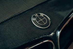 BMW F22 220i Coupé Tuning Großbritannien Widebody Karosseriekit Motor Leistungssteigerung Airride Luftfahrwerk Felgen Bremsen Innenraum-Veredelung
