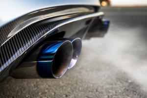 BMW F87 M2 Coupé Tuning Leistungssteigerung Widebody Karosseriekit Felgen Airride Luftfahrwerk Innenraum-Veredelung Carbon Topmodell