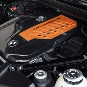 BMW G02 X4 M40i SUV Coupé Tuning Extreme Customs Felgen Fahrwerk Bodykit Carbon Leistungssteigerung Lenkrad