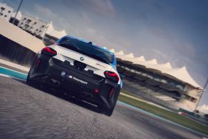 BMW G87 M2 Racing Neuheit Premiere Coupé Rennwagen Kundensport