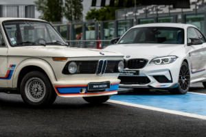 BMW M2 Competition Héritage Edition Sondermodell Frankreich Tradition BMW 2002 Turbo