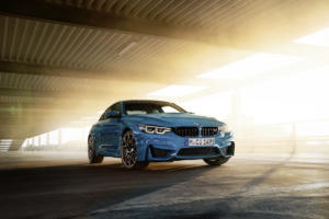 BMW M4 Edition M Heritage Sondermodell limitiert Sportcoupé