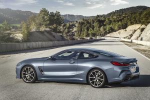 BMW 8er G15 Coupé M850i 2018 Luxusklasse