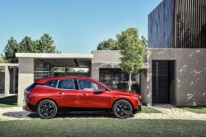 BMW iX Elektroauto Crossover SUV Neuheit Vorstellung Sportpaket