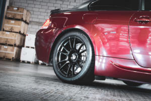 JMS Fahrzeugteile GmbH:Tiefer BMW M6 E63 mit 19-Zöllern und Supersprint-Abgasanlage