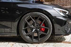 Barracuda Racing Wheels Audi S3 Sportback Tuning Felgen Räder Razzer Tieferlegung Gewindefahrwerk Kompaktklasse Hot Hatch 