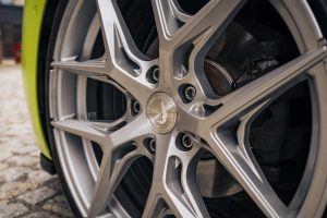 Barracuda Racing Wheels BMW F22 220i Coupé Zimtzxcke Tuning Felgen Fahrwerk Folierung Abgasanlage Karosserieteile