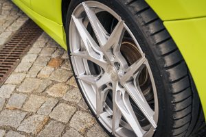 Barracuda Racing Wheels BMW F22 220i Coupé Zimtzxcke Tuning Felgen Fahrwerk Folierung Abgasanlage Karosserieteile