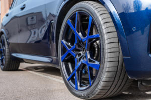 Barracuda Racing Wheels BMW G05 X5 xDrive45e SUV Plug-in-Hybrid Tuning Felgen Project X Tieferlegung Gladen Hifi-Anlage