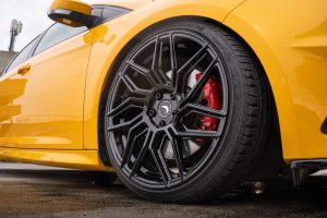 Barracuda Racing Wheels Dragoon Ford Focus ST Turnier Tuning Felgen Tieferlegung Gewindefahrwerk Fahrzeugtechnik EFF JMS Fahrzeugteile