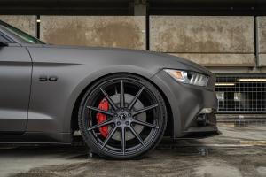 Barracuda Racing Wheels Ford Mustang GT LAE S550 cardiologie Tuning Felgen Project 2.0 Gewindefahrwerk Folierung Abgasanlage
