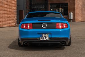 Barracuda Racing Wheels Ford Mustang GT S197 Felgen Räder Inferno Airride Luftfahrwerk Tieferlegung Bodykit