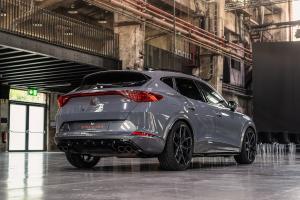 Barracuda Racing Wheels Razzer Cupra Formentor Felgen Räder Fahrwerk Federn Tieferlegung SUV