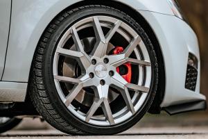 Barracuda Racing Wheels Skoda Octavia RS Combi Tuning Felgen Räder Tzunamee EVO Tieferlegung Kompaktklasse Topmodell Aerotechnik JMS Fahrzeugteile